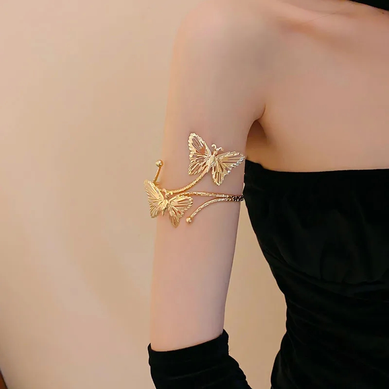 ab fashion jewelry Sustainable Romantic Diamond Bracelet: Ethical fashion jewelry distribuidor High-End Light Luxury with Refined Masculine Elegance high fashion jewelry brands
