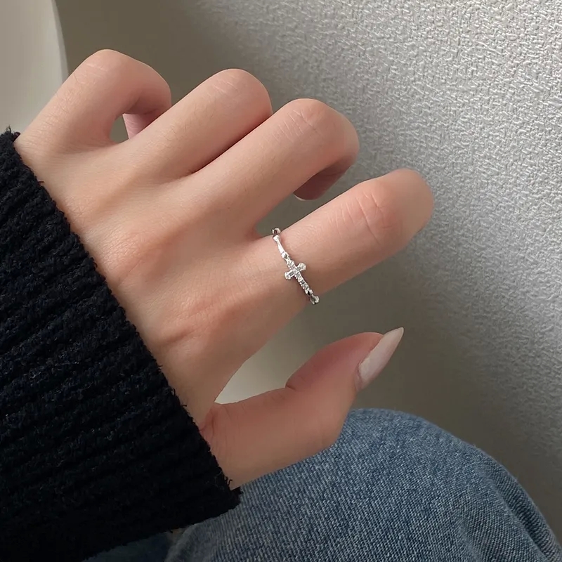 expensive fashion jewelry Artisanal Nalan s925 Sterling Silver Cross Ring - Ethically Sourced ruifan fashion jewelry Minimal Design for Women R01391 fashion jewelry 18k necklace