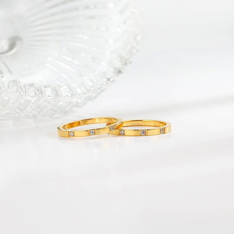 fashion jewelry designers Adjustable Sustainable Fashion Titanium Steel Zircon Couple Ring: Heritage-Inspired fashion jewelry brooches Edgy 18K Jewelry fashion 60+
