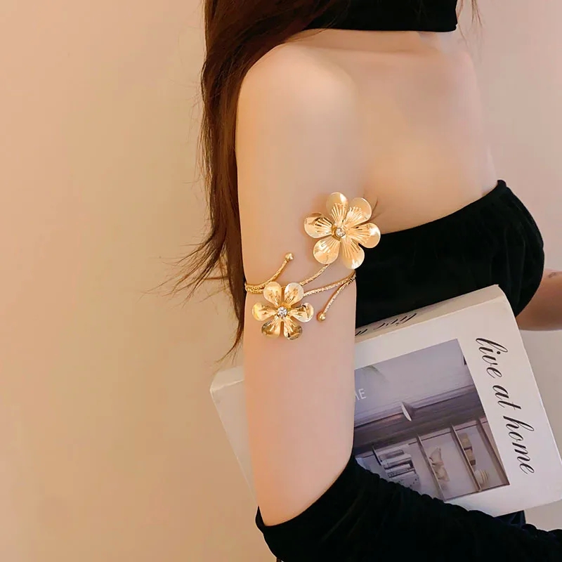 givenchy fashion jewelry Sustainable Romantic Diamond Bracelet: is louis vuitton fashion jewelry worth it Ethical High-End Light Luxury with Refined Masculine Elegance fashion jewelry wholesale suppliers in india
