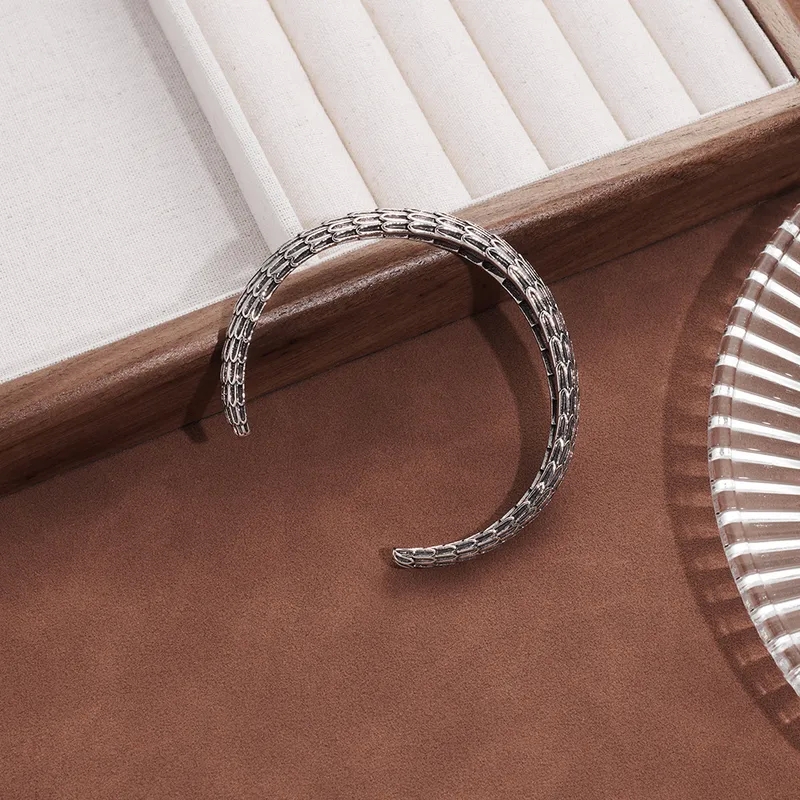 fashion jewelry lifestyle exhibition 2024 Men's Upcycled Retro Viking Dragon Scale Adjustable Cuff - Classic Sleek xuping fashion jewelry Tire Pattern Jewelry Essential fashion jewelry luxury watch