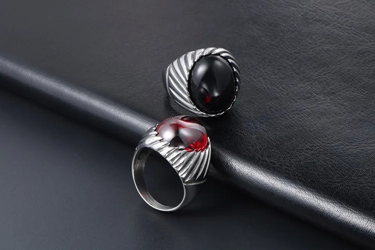fashion jewelry nearby Limited Stock: fashion jewelry lifestyle exhibition 2024 Minimalist Retro Red & Black Agate Titanium Steel Ring - Romantic Style SA718 fashion jewelry description
