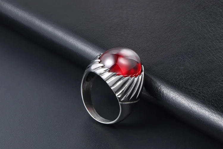 green fashion jewelry Limited Stock: Minimalist Retro Red & Black 40s jewelry fashion Agate Titanium Steel Ring - Romantic Style SA718 fashion jewelry for men