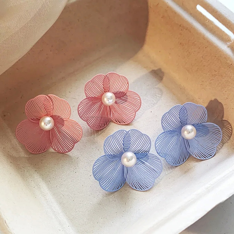 Queen Flower High-End Ethnic Alloy Ear Studs - Ethically Sourced Formal Elegance