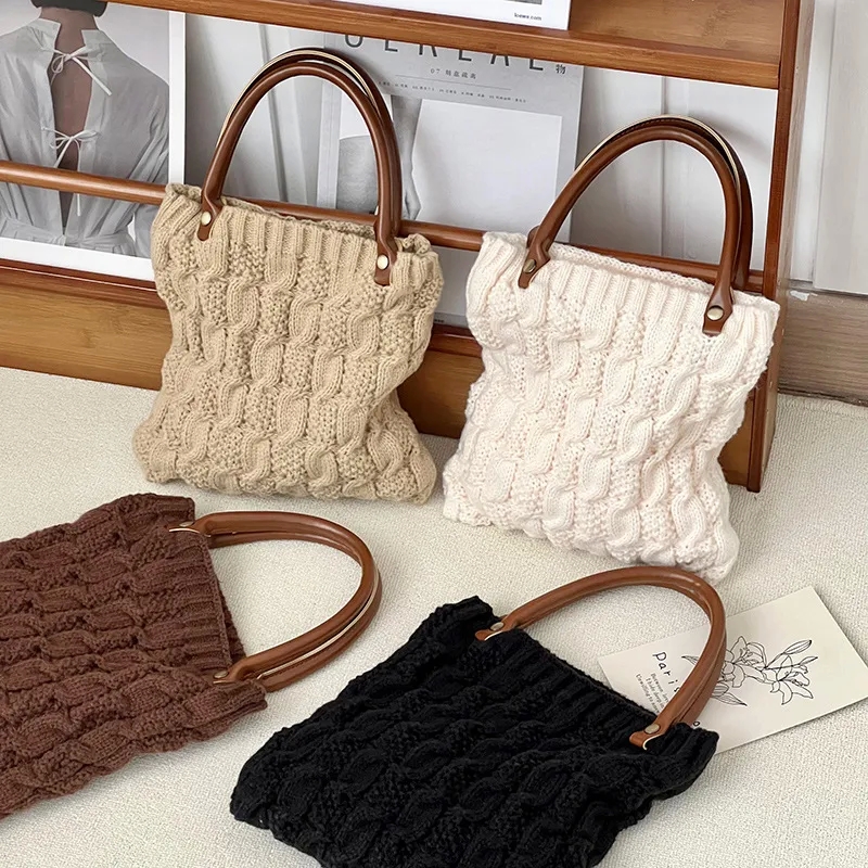 Chic & Affordable Luxe: Medium Knit Solid Color Handbag - Fast Fashion Must-Have for Everyday Style