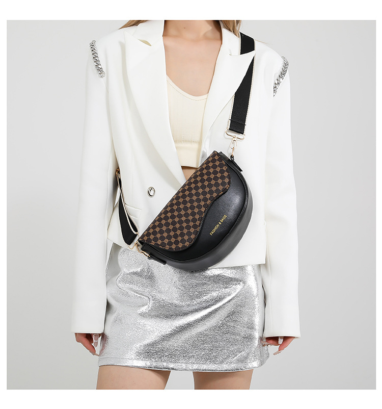 bags school bags Elegant Women's Vintage Leopard Semi-Circle Saddle Bag - Custom Glossy PU Leather, Non-Toxic, bags to keep food hot Discounted Price bags vs coilovers