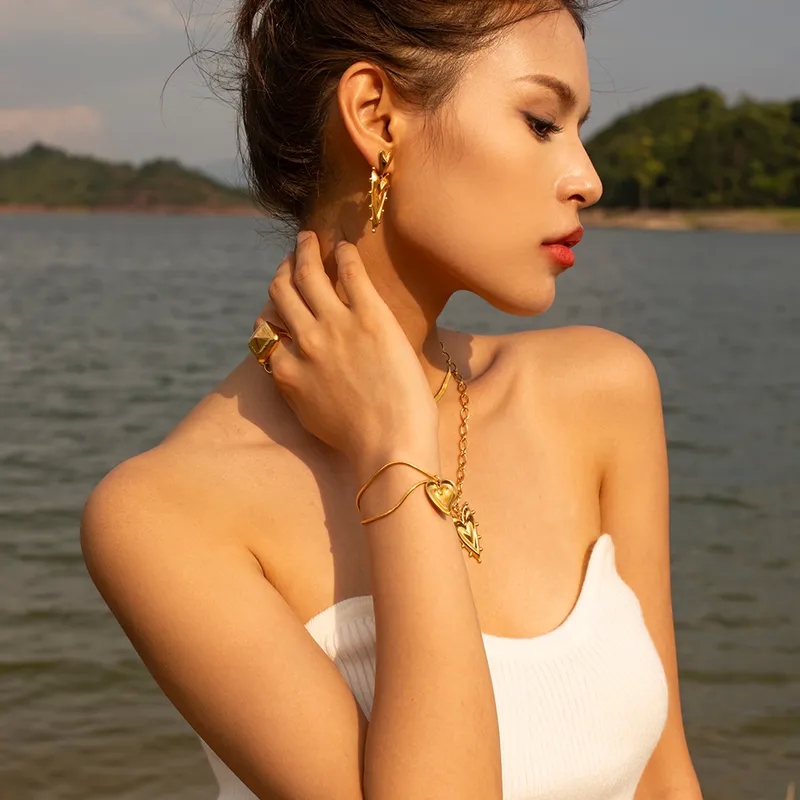 tjmaxx fine jewelry Elegant Heart-Shaped Stainless Steel Necklace & Earrings ebay fine jewelry Set - Fast Waterproof Skin-Friendly Jewelry 24k gold fine jewelry earrings