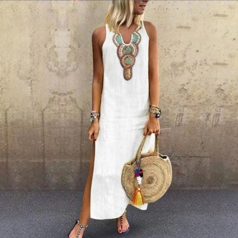 Eco-Friendly Bohemian Sleeveless Geometric Maxi Dress - Refined A-Line Skirt with V-Neck and Slit Design