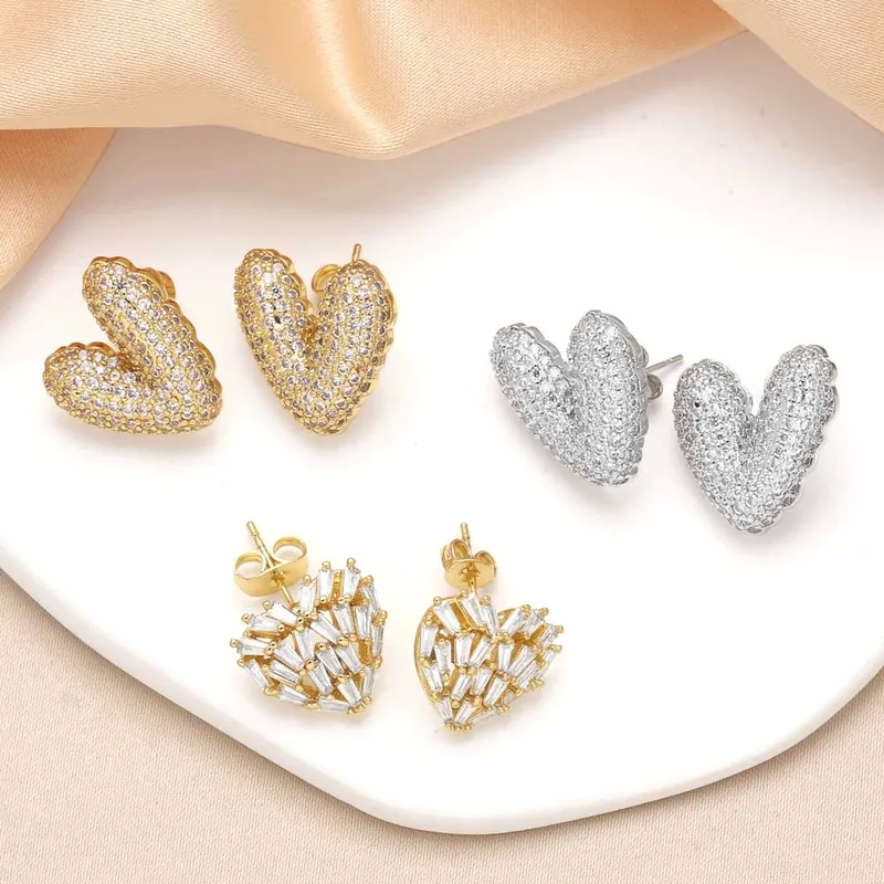 Minimalist Heart Shaped 18K Gold Plated Zircon Ear Studs - Custom-Fit Glam Gift