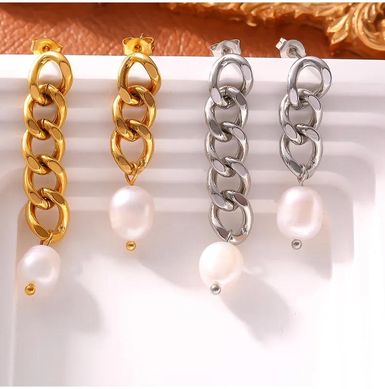 yadira's fine jewelry Custom Glam 18K Gold Asymmetrical Freshwater Pearl Drop Earrings - Personalized French Style Chain vartan's fine jewelry Design quill fine jewelry