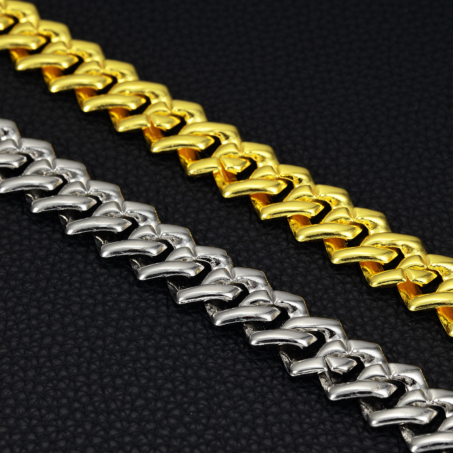 what men's jewelry is in fashion Vintage-Inspired men's jewelry rental Upcycled Celebrity Style Geometric Hip-Hop Zinc Alloy Necklace with Faux Diamonds men's jewelry h&m