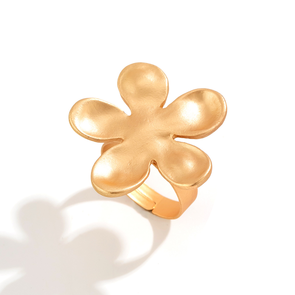 fashion jewelry keychain company Artisan-Made Geometric Flower Rings: fashion jewelry company Scratch-Resistant, Skin-Friendly, Casual Craftsmanship chanel fashion jewelry