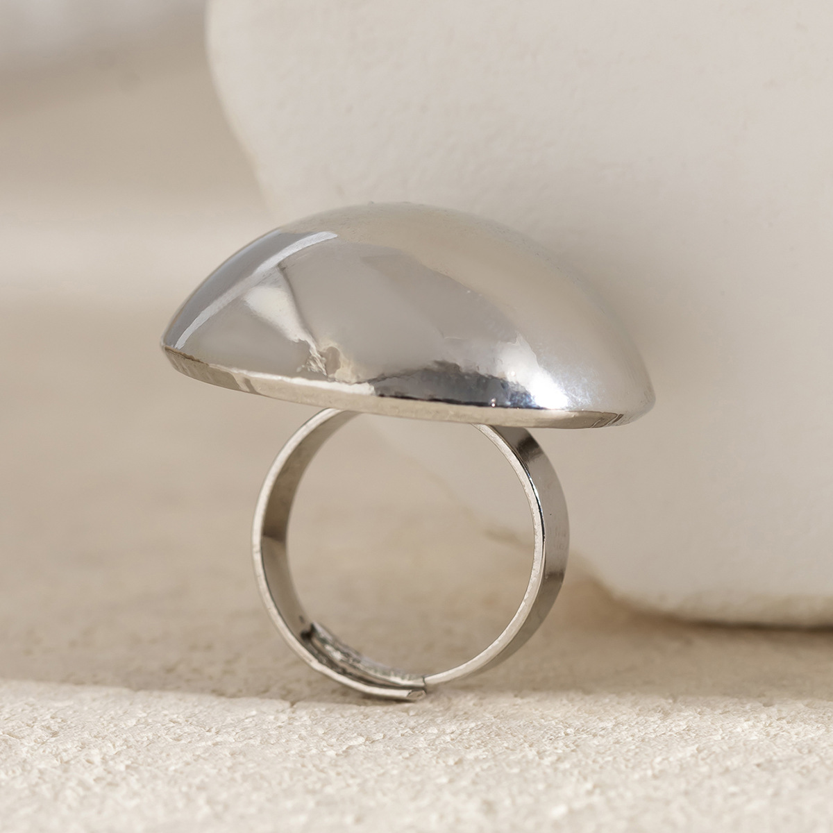 online fashion jewelry Artisan-Made Geometric Flower designer fashion jewelry Rings: Scratch-Resistant, Skin-Friendly, Casual Craftsmanship mimmic fashion jewelry