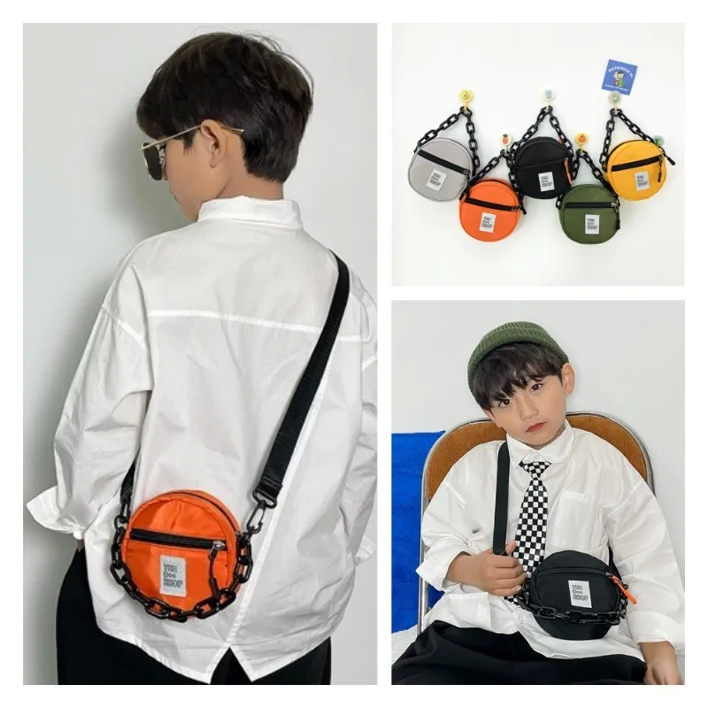 Artisanal Sleek Nylon Coin Purse: Unisex Elegant Streetwear with Round Zipper Design