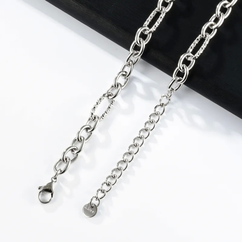 bvlgari men jewelry Heritage-Inspired 18K Gold Plated pearl men's jewelry 304 Stainless Steel Twist Necklace with Vintage Charm men's jewelry 2023