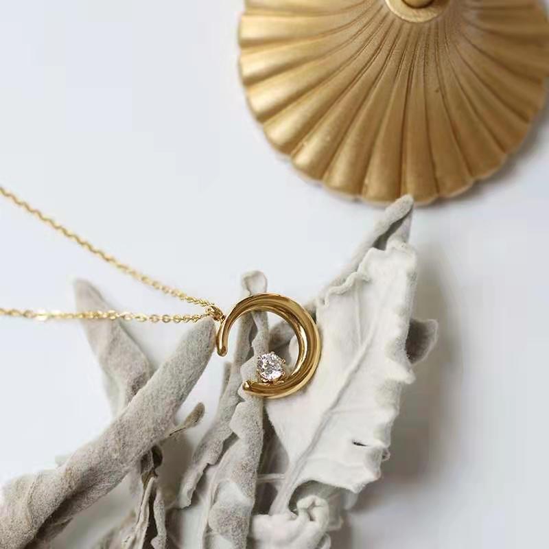 8 necklace 