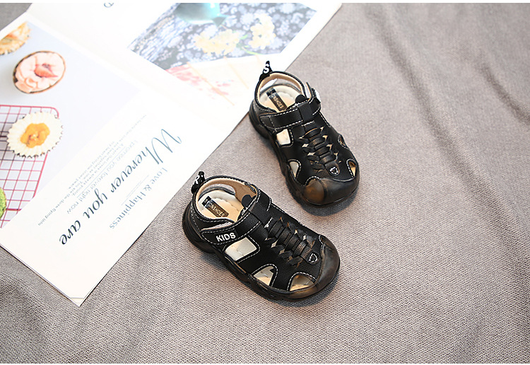 baby and kids clothes 