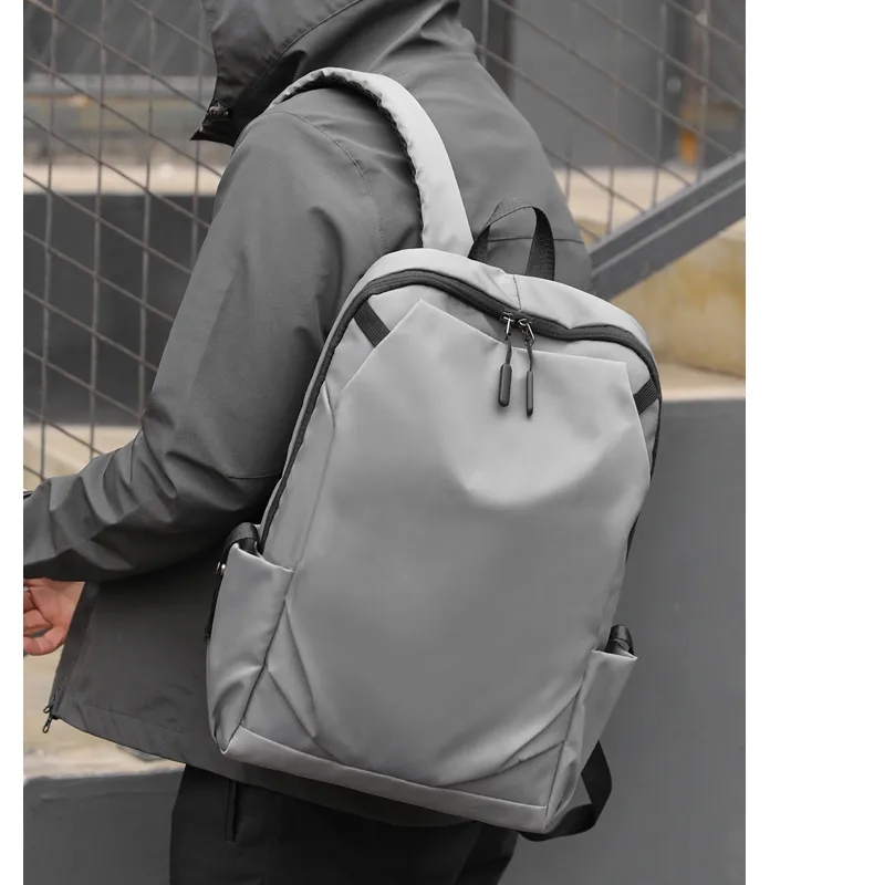 bags you wear on your waist 