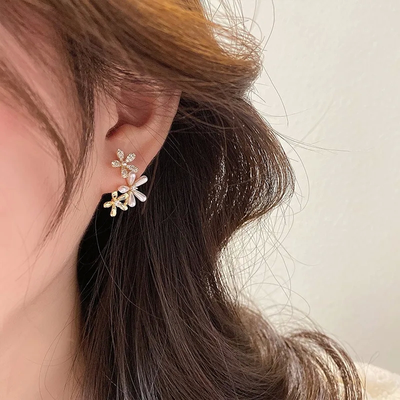 fashion jewelry in usa "Handcrafted fashion jewelry brands in usa High-Fashion Zircon Pearl Flower Earrings - Scratch-Resistant Alloy Design Wholesale" alamode fashion jewelry