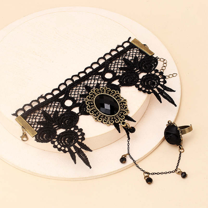 fashion jewelry that won't tarnish 