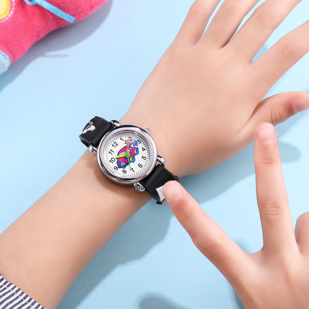 iconic fashion accessories 