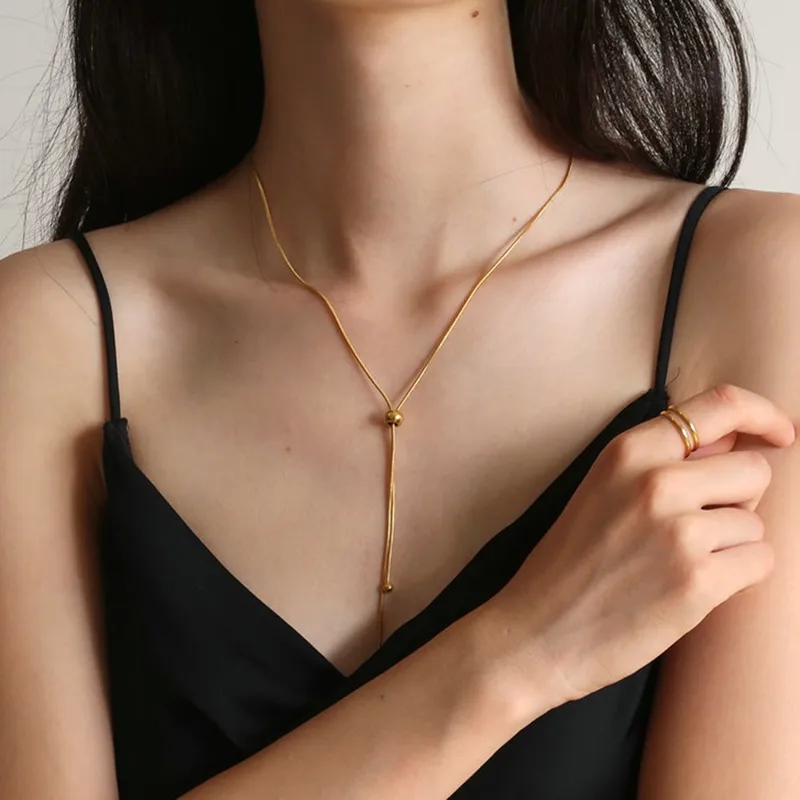 Luxury Hand-Engraved 304 Stainless Steel 18K Gold Plated Geometric Necklace – High-End Vibrant Jewelry