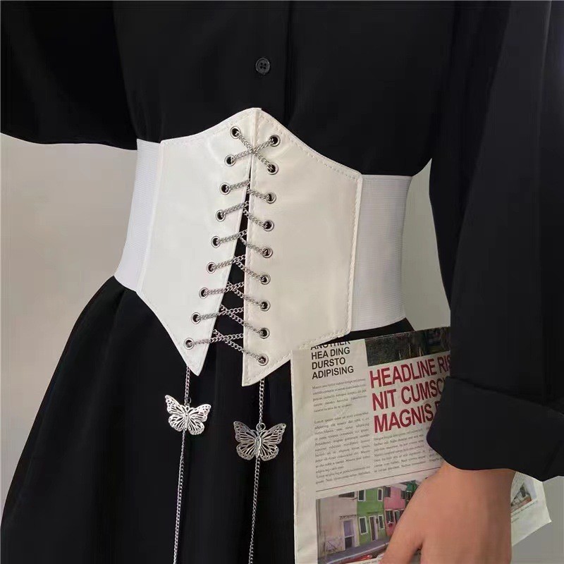 trending fashion accessories 2023 