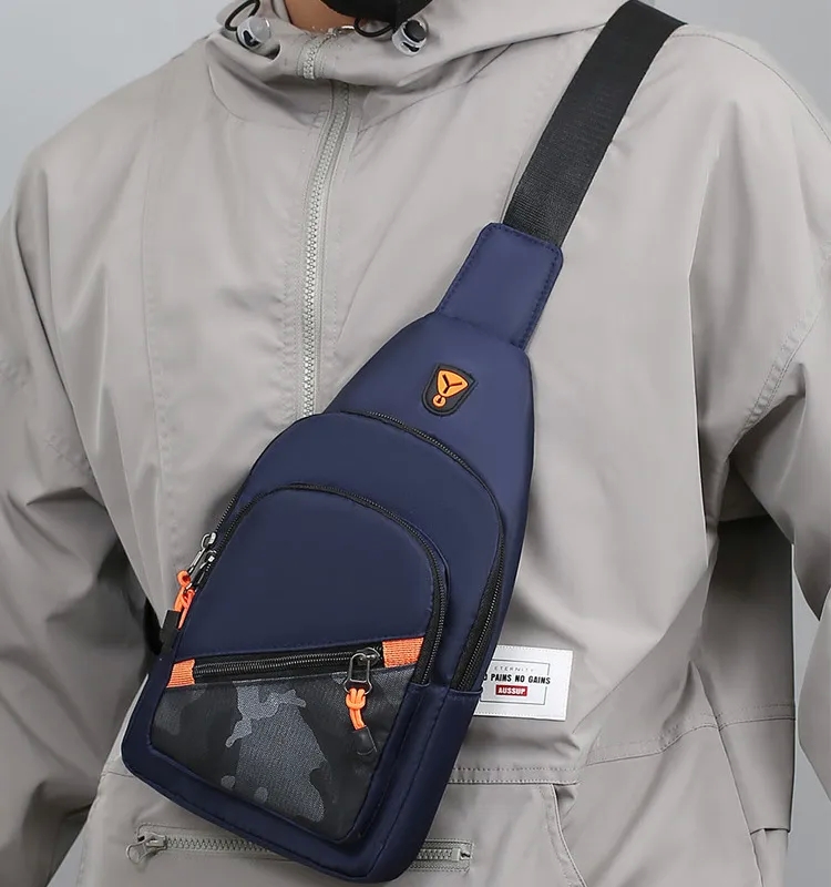 uniqlo bags 