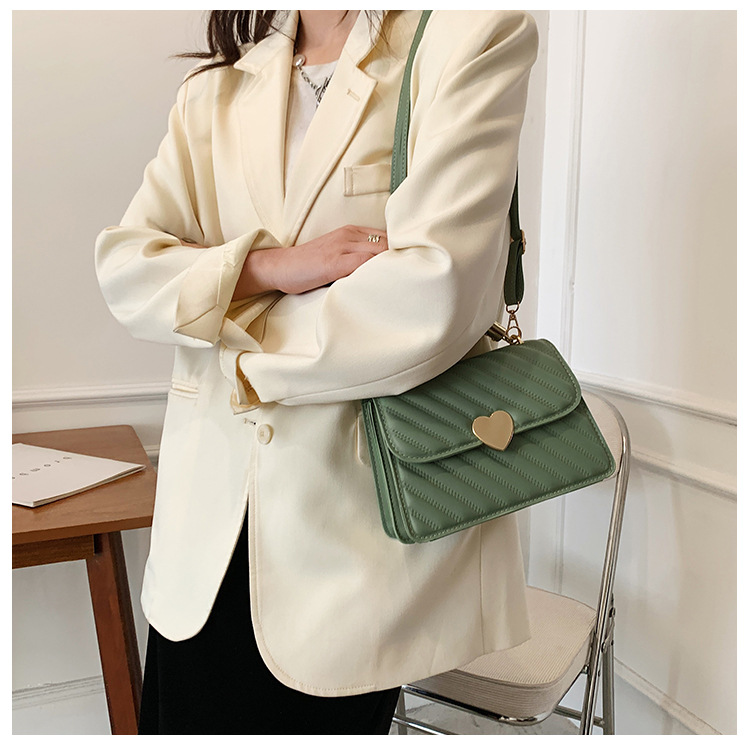 31 bags and totes 