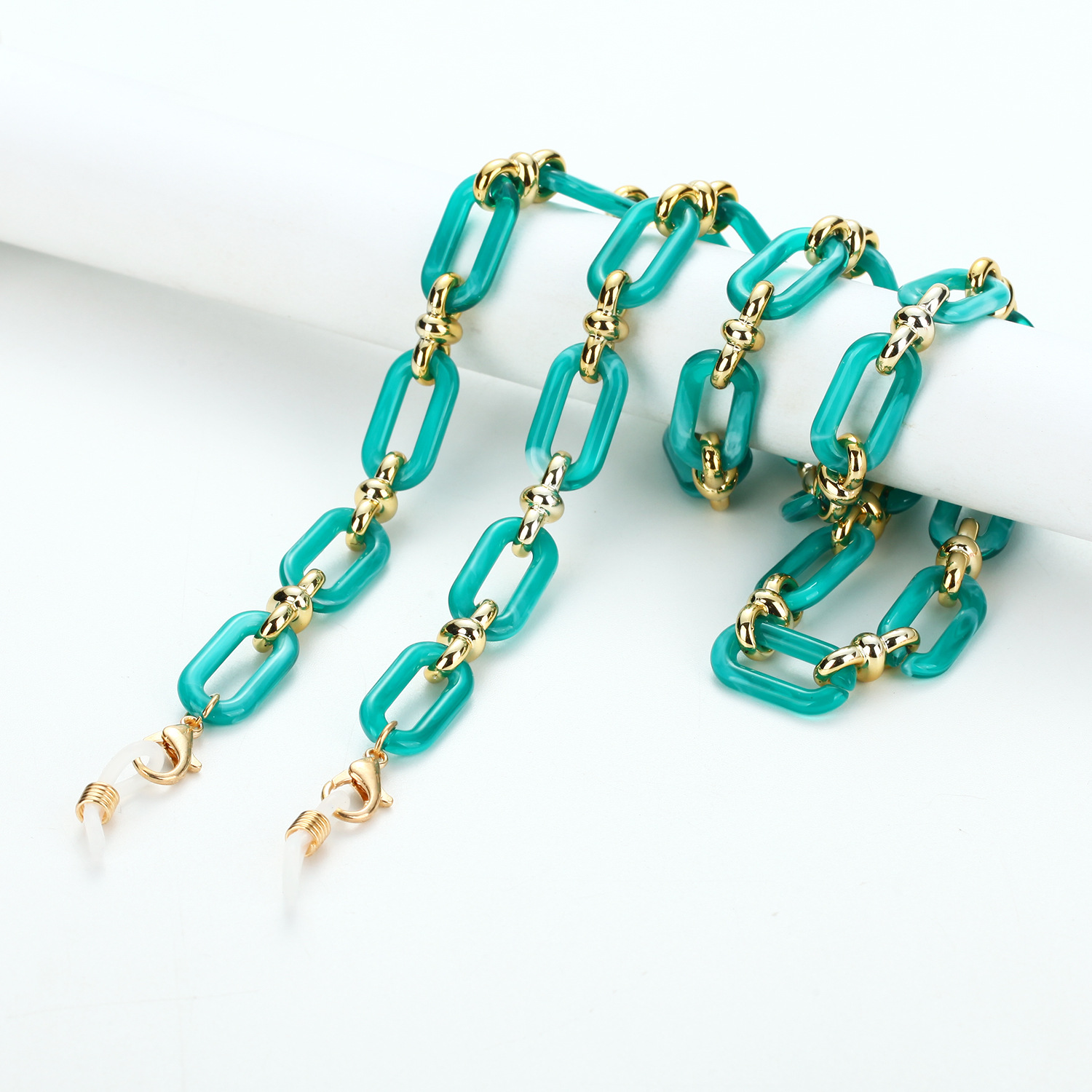affordable chic 