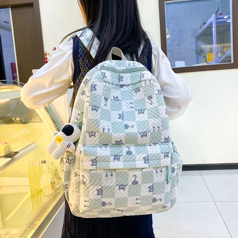 bags 62 linear inches Eco-Friendly Minimalist Plaid Backpack – Weatherproof, Multifunctional, Unique Design 60 lb concrete bags for School & Daily Use bags 4x6