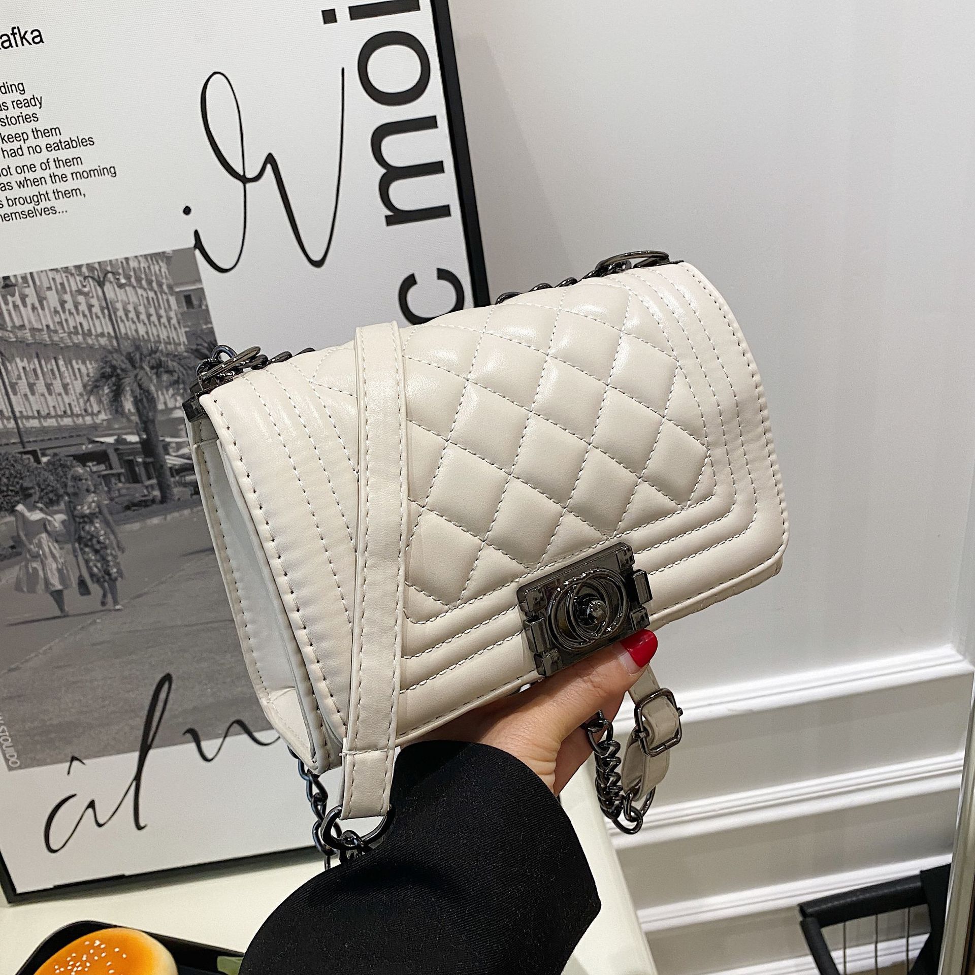bags to ship clothes in 