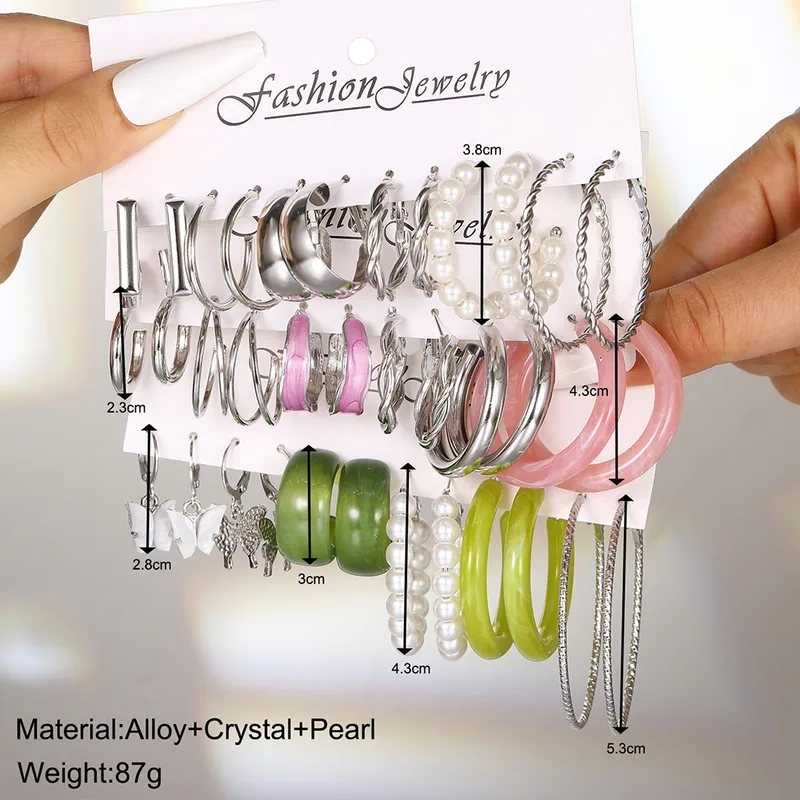 costume jewelry xmas tree 