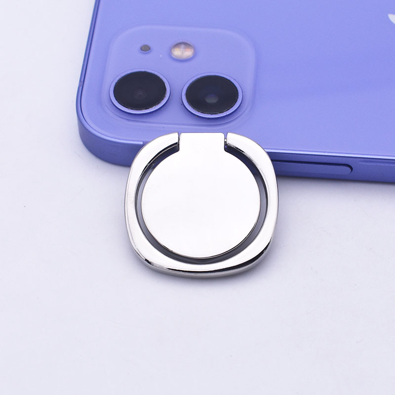 fashion accessories designer 