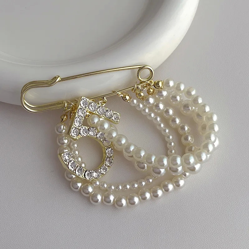 fashion accessories earrings 