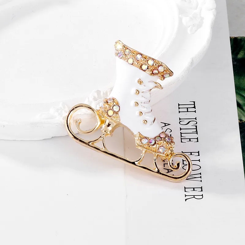 fashion accessories for primary 3 "Vintage Alloy Skates Brooch fashion accessories with description – Antique Minimalist Unisex Pin Customizable Affordable Luxury" fashion accessories trends fall 2024
