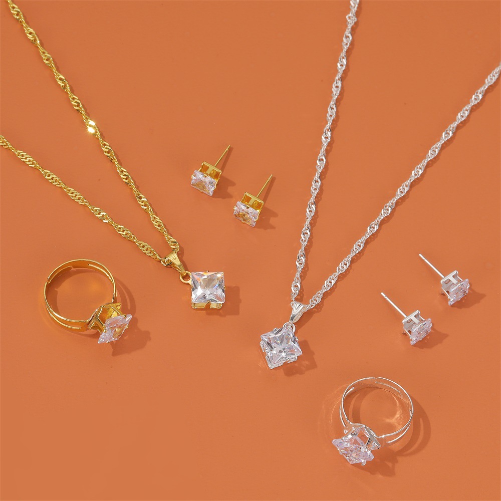 fashion jewelry tarnish 
