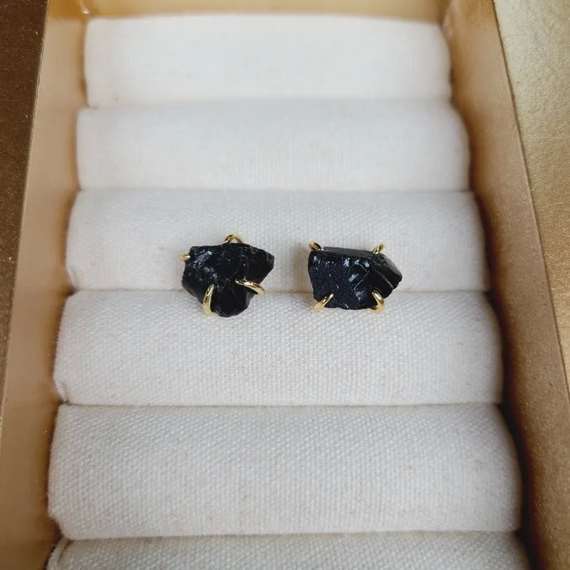 fine jewelry gold earrings "Ethical Wholesale 66mint fine estate jewelry Geometric Crystal Studs – Discounted Formal Elegance Eye-Catching Design" 1980s fine jewelry