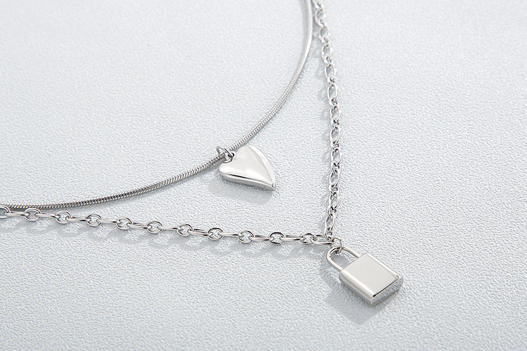 fine jewelry wholesale suppliers Wholesale Custom Matte Titanium Steel 18K Gold Plated Glistening Heart Necklace - High-End Fashion fine jewelry tools Jewelry salt fine jewelry