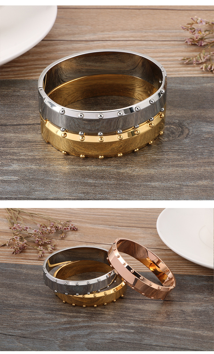 fine queen jewellery 