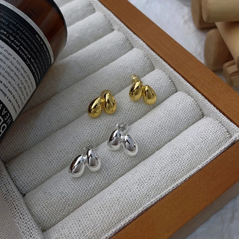 Vintage-Inspired 925 Sterling Silver Water Droplet Stud Earrings – Timeless Antique Craftsmanship