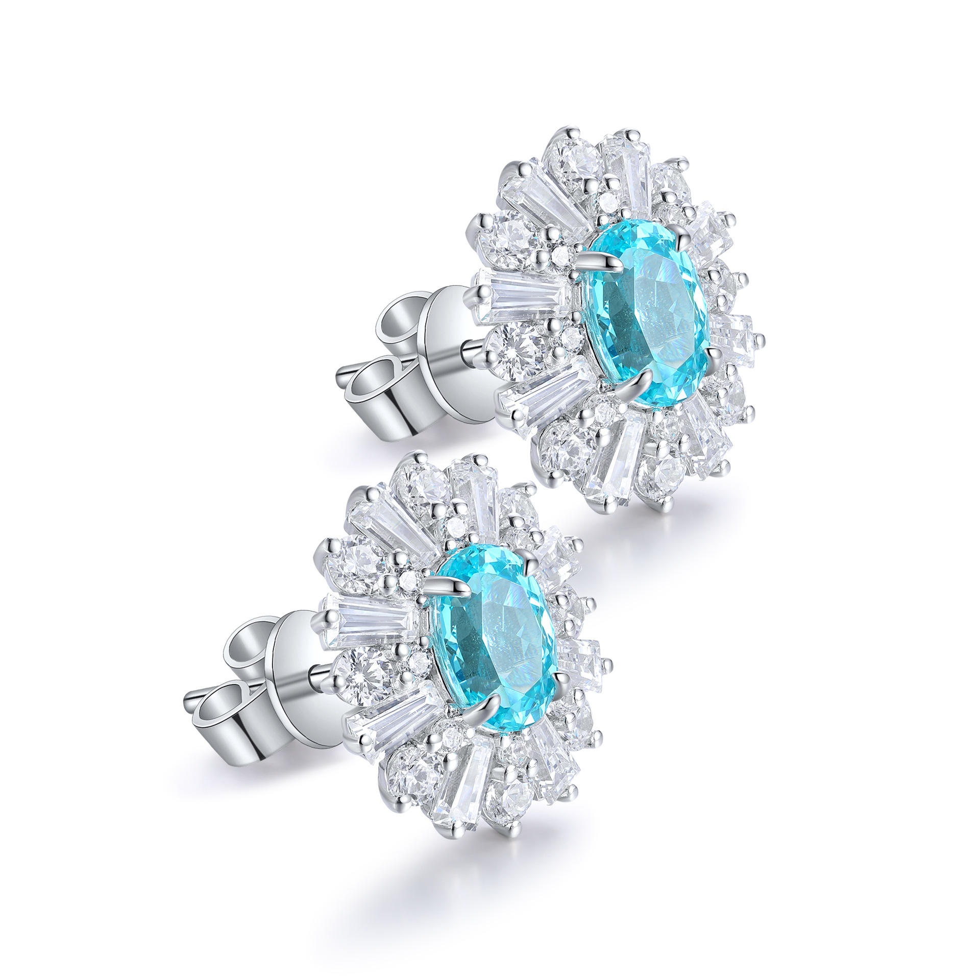 high end jewelry with clover 