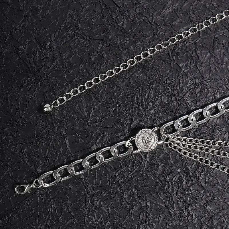 importance of traditional fashion accessories 
