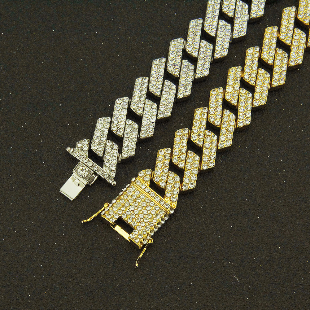 men jewelry qatar 
