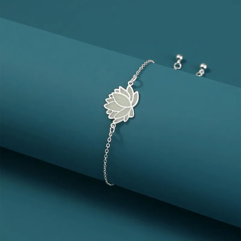 new fashion jewelry "Elegant Luminous Lotus Bracelet – costume jewelry 303 Adjustable Alloy in Blue-Green & Silver Glamorous Fine Jewelry" cartier fashion jewelry