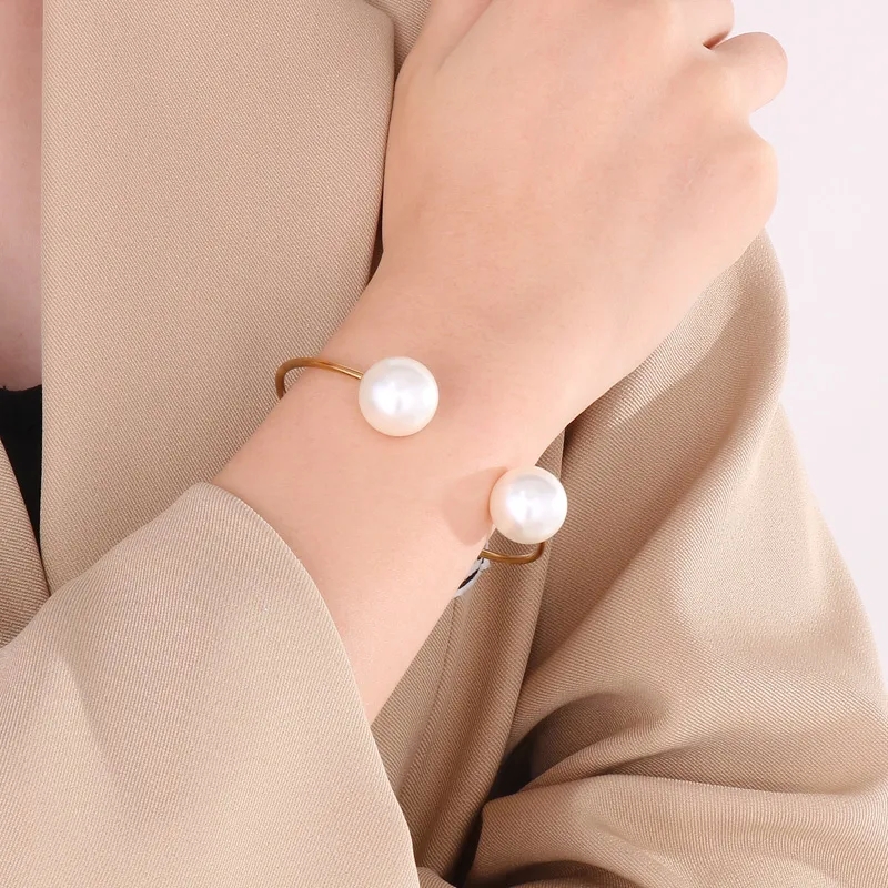 size 5 fashion jewelry "Exclusive Unisex Polished C-Shape Titanium Steel Bangle – Korean Style Shell Design Best for Women how to clean fashion jewelry & Men" fashion jewelry upper side