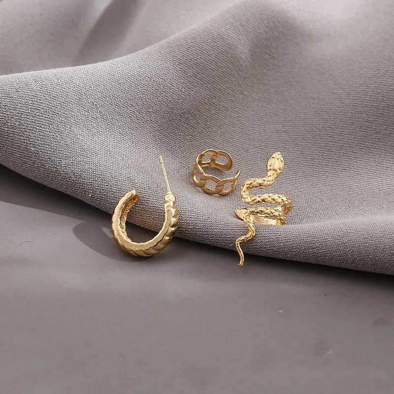 size 7 fashion jewelry "Timeless men's jewelry fashion 2023 Vintage Snake Plating Alloy Clip Earrings – Vibrant Craftsmanship for Wholesale Style" fashion jewelry trends fall 2024