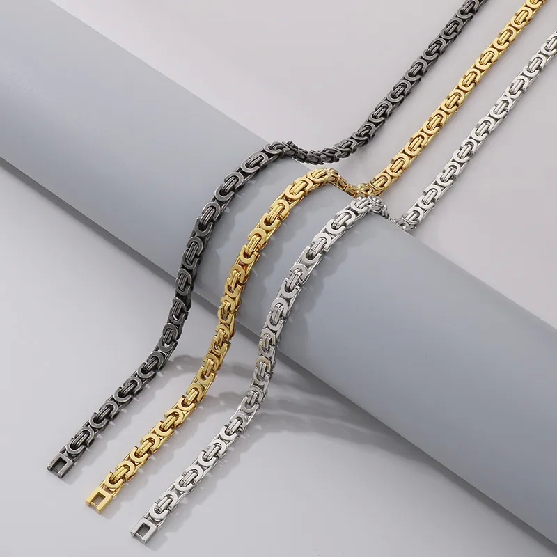 what jewelry did men wear in the 70s 