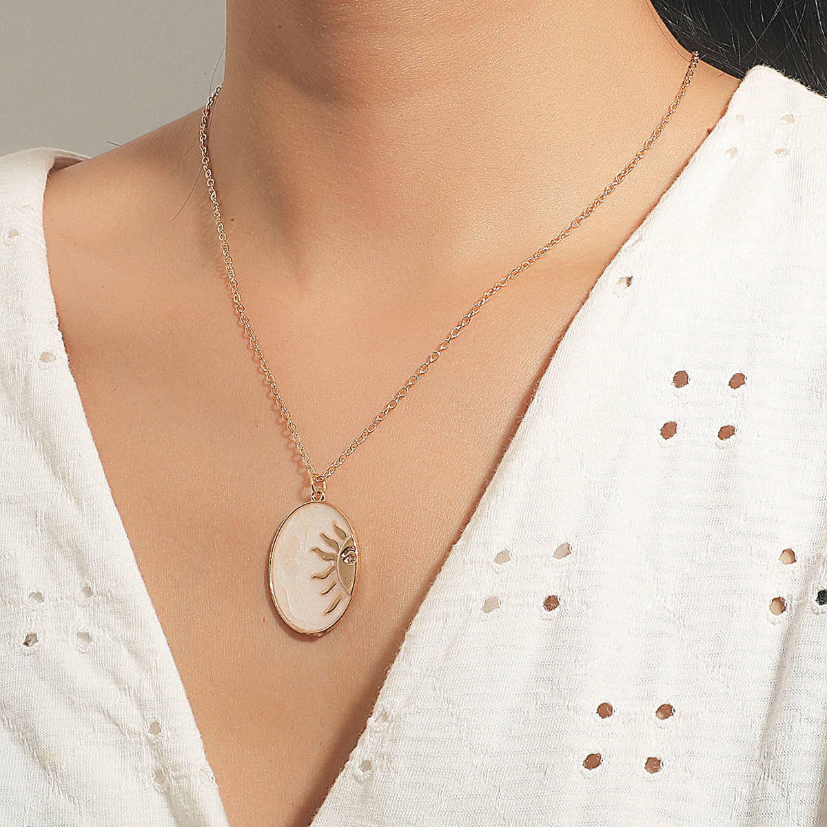 women's fashion jewelry 