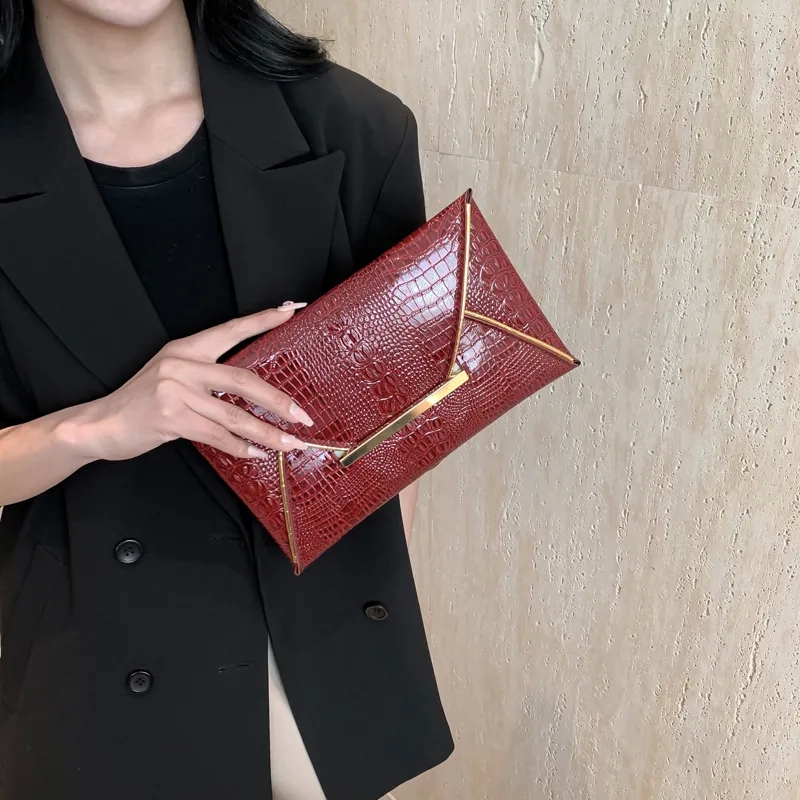 bags 90s Luxury Handmade laptop bags for women Women's PU Leather Vintage Crocodile Envelope Clutch Bag – Timeless, Durable, Polished Elegance bags of mulch